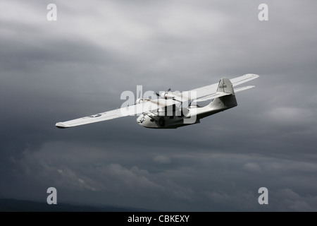 Consolidated PBY Catalina Vintage Flugboot in US Army Air Force Marine Rescue Farben. Stockfoto