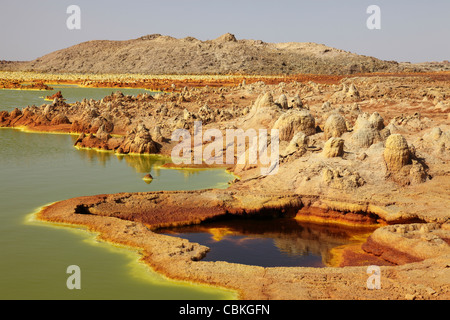 27. Januar 2011 - Dallol geothermische Gebiet, Kalium Salzlagerstätten durch gebildet Sole-Thermalbad, Danakil-Senke, Äthiopien. Stockfoto