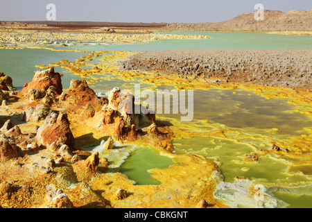 27. Januar 2011 - Dallol geothermische Gebiet, Kalium Salzlagerstätten durch gebildet Sole-Thermalbad, Danakil-Senke, Äthiopien. Stockfoto