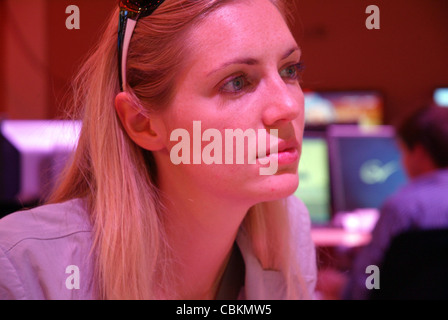 Die Szene im Newsroom der Al Jazeera English in Doha. Stockfoto