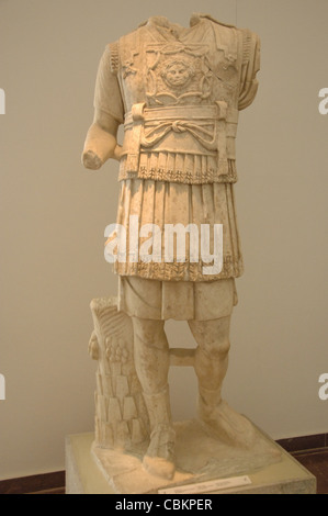 Marcus Aurelius (121-180 DC). Stoische Philosoph und römischen Kaiser Antonine Dynastie (161-192). Kopflose Statue. Olympia. Griechenland. Stockfoto