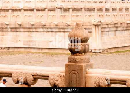 Fassaden und Dächer Details, Verbotene Stadt in Peking. Kaiserpalast in China. Stockfoto