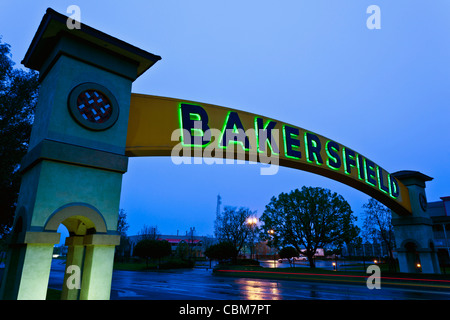 USA, Kalifornien, San Joaquin Valley, Bakersfield, Stadt Willkommensschild Stockfoto