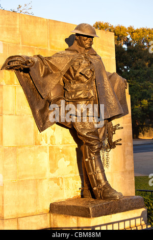 Die Fahrer und Scheibenwischer Memorial Statue in Melbourne Australien lebt verloren bei den kämpfen bei Ypern, WW1 Anzac Tag Stockfoto