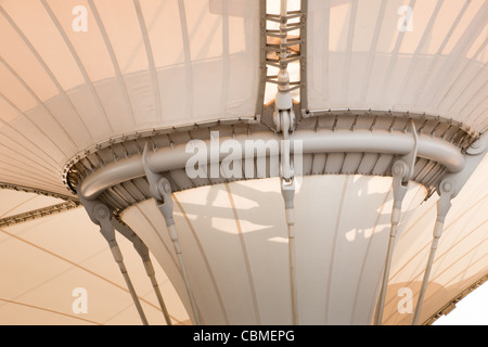 Außen die Expo-Achse auf der EXPO 2010 Shanghai, China. Stockfoto