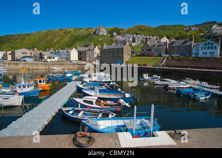 Hafen von Gardenstown, Moray Firth, Aberdeenshire, Schottland Stockfoto