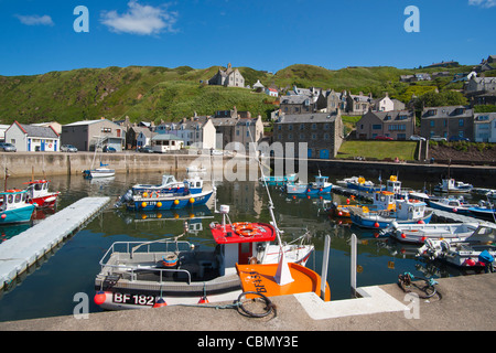 Hafen von Gardenstown, Moray Firth, Aberdeenshire, Schottland Stockfoto