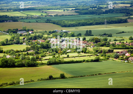 Blick über aus Feldern in der Weald in der Nähe von Fulking, West Sussex, England Stockfoto