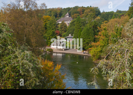 Grange über Sand, Park, See, Ziergärten, Lake District, Cumbria, England Stockfoto