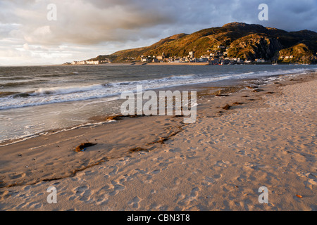 Ansicht von Barmouth vom "Punkt" in Fairbourne Stockfoto