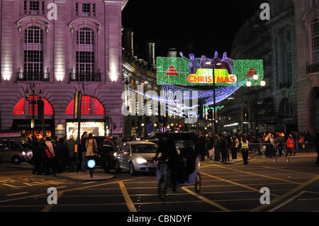 Festliche Lichter London Piccadilly Circus und Regent Street. VEREINIGTES KÖNIGREICH. Stockfoto