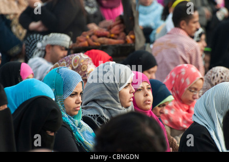 Publikum feiert Eid el Adha, dem islamischen Opferfest, in Kairo Stockfoto