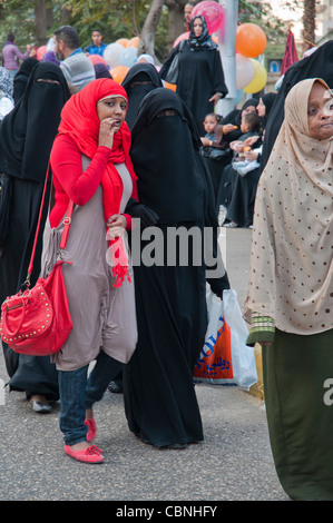 Publikum feiert Eid el Adha, dem islamischen Opferfest, in Kairo Stockfoto