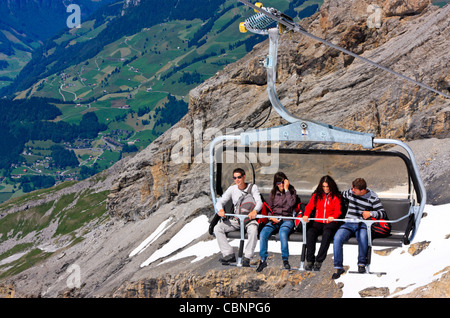 Die Sesselbahn Ice Flyer auf Mount Titlis, Schweizer Alpen Stockfoto