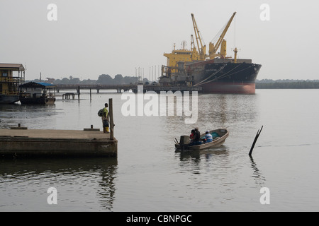 Bäche in Port Harcourt, Niger-Delta, Nigeria; Afrika Stockfoto