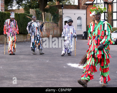 Odiham Mummers Boxing Day Leistung, Odiham, Hampshire, England Stockfoto