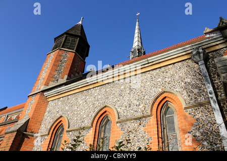 Heiliges Marys Kirche, der Avenue, Worcester Park Surrey England UK Stockfoto