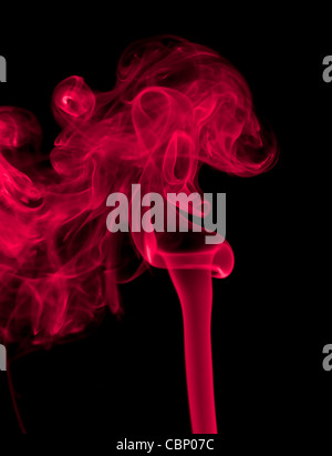 Tapete mit Rauch auf schwarzem Hintergrund isoliert Stockfoto