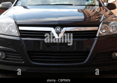 Kfz-Kennzeichen gestohlen von einem Auto in Großbritannien. Stockfoto