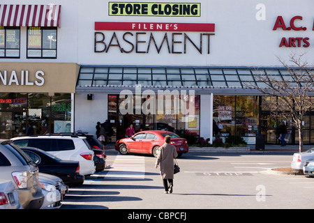 Ein Filene Keller lagern going out of Business-Verkauf. Stockfoto