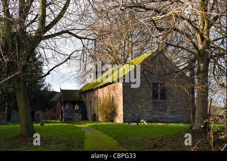 Außenseite des 12. Jahrhundert die Dorfkirche St. Mary Magdalene im Dorf von Turnastone Herefordshire England UK Stockfoto