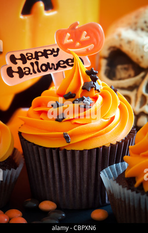 Halloween-Muffins Stockfoto