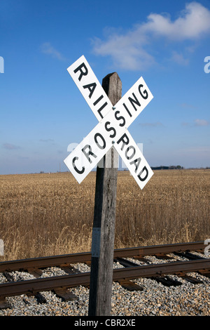 Railroad Crossing Schild, im Osten der USA Stockfoto