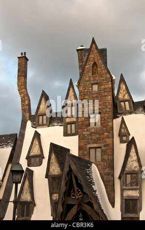 Hogsmeade Dorf ungeraden Winkel Gebäude in der Zauberwelt von Harry Potter im Universal Orlando Resort Stockfoto