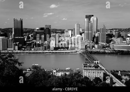 Monongahela River & Pittsburgh Skyline, Pennsylvania, USA Stockfoto