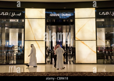 Armani speichern in der Dubai Mall in Dubai in Vereinigte Arabische Emirate Stockfoto