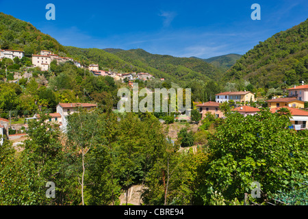 Das Dorf Casano gehört zur Gemeinde Ortonovo Gemeinde in Ligurien, Stockfoto