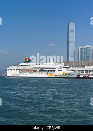 dh TSIM SHA TSUI HONG KONG dockte am Ocean Terminal an Passagierschiff Fische Star Cruises Waterfront Kreuzfahrt Hafen china Stockfoto