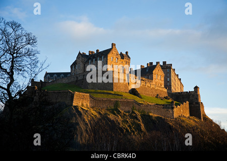 Edinburgh Castle spät Winternachmittag im Dezember, Schottland, Vereinigtes Königreich, Europa Stockfoto