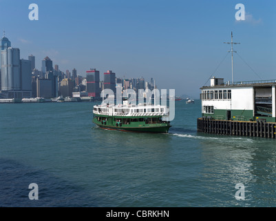 dh TSIM SHA TSUI HONG KONG Star Ferry Pier Abfahrt Tsim Sha Tsui Ferry Pier gebunden Central Stockfoto
