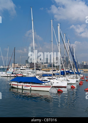 dh CAUSEWAY BAY HONGKONG Royal Hong Kong Yacht Club Segelboote in den Yachthäfen von Anchorage Stockfoto