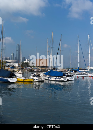 dh CAUSEWAY BAY HONG KONG Royal hong kong Yacht Club Segelboote Ankerboot Marina Stockfoto