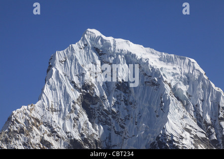 Spitze in das Gokyo-Tal im Himalaya Stockfoto