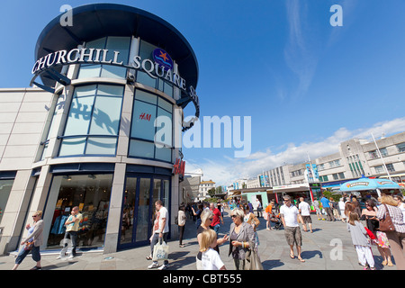 Churchill Square Shopping Centre in der Innenstadt von Brighton, England. Stockfoto