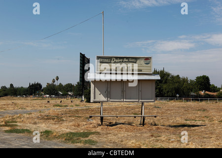 Verlassene Porterville, Kalifornien Drive-IN Theater geschlossen Stockfoto