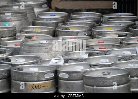 Alu Bierfässer Stockfoto