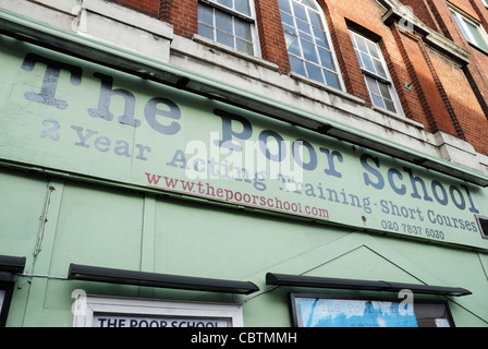 Die Armen Schule handeln Schulungszentrum in Kings Cross, London, England Stockfoto