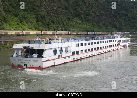 Viking Donau an der Loreley auf den Rhein River, Deutschland Stockfoto