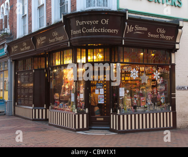 Herr Simms Olde Sweet Shoppe, Rugby, Warwickshire, England, Vereinigtes Königreich Stockfoto