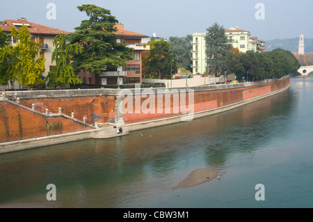 Lungadige Campagnola Etsch Böschung Verona Venetien Region Nord Italien Europa Stockfoto