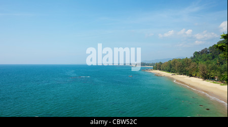 Wunderschöne Landschaft. Khao Lak, Phang Nga, Thailand. Panorama-Komposition. Stockfoto