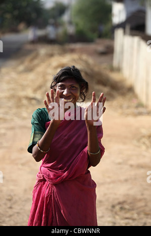 Geistiger Behinderung und unglaublich süß Frau Andhra Pradesh in Indien Stockfoto