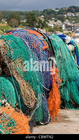 Bunten Fischernetze auf The Cobb Lyme Regis Dorset Stockfoto