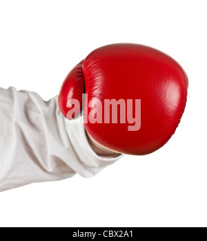 Hand mit Boxhandschuhen auf weiß Stockfoto