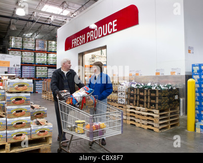 Costco Wholesale Lagerverkauf Stockfoto