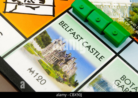 Belfast-Monopol: Bau von Häusern auf Belfast Castle Stockfoto